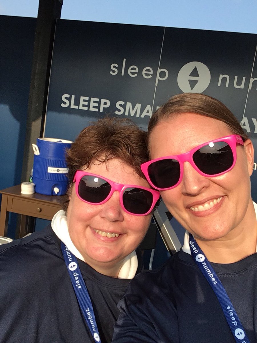 CeeDeePee's tweet photo. Fun at the fair! Working hard and playing hard with my office pal. #SNlife #MNSFlife https://t.co/nA04Ki85Hr