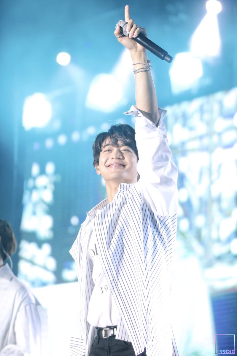 99oic's tweet photo. 180825 춘천 메가콘서트

💙

#SHINee #민호 #ミノ https://t.co/TE7GWR4IQ0