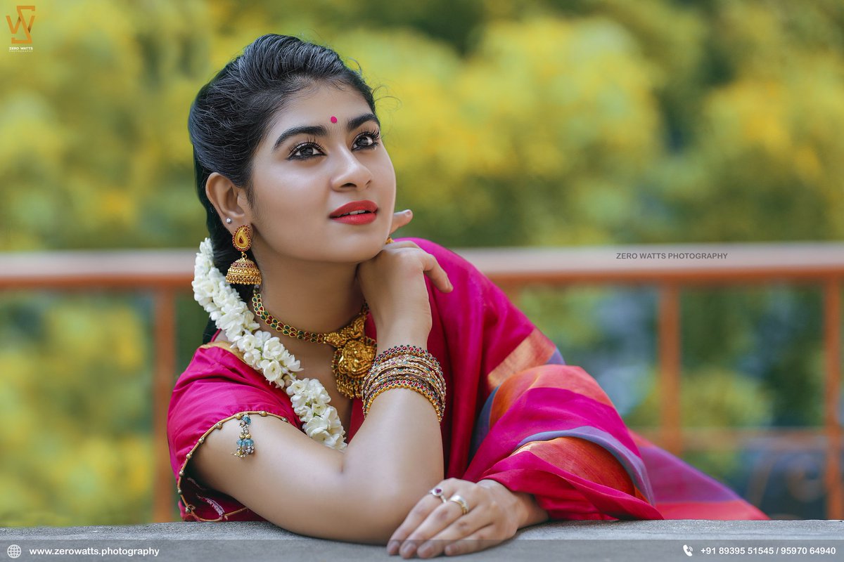 zerowattsphoto's tweet photo. There is something magical about her face. The moon lies in the lining of her eyes!!

#nithyashree #ModelShoot #Zerowattsphotographt

For Booking : +91 8939551545 / +91 9597064940

For more details : https://t.co/QTTWKCDIgp https://t.co/BvNVIMTPZX