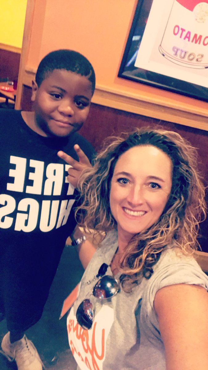 ThemsmandyWhite's tweet photo. 7th grade field trip. These kids make a difference!!! #icaticoach #CMS #commercems , #fieldtrips #CISDTigers https://t.co/3SrHSXy0wa