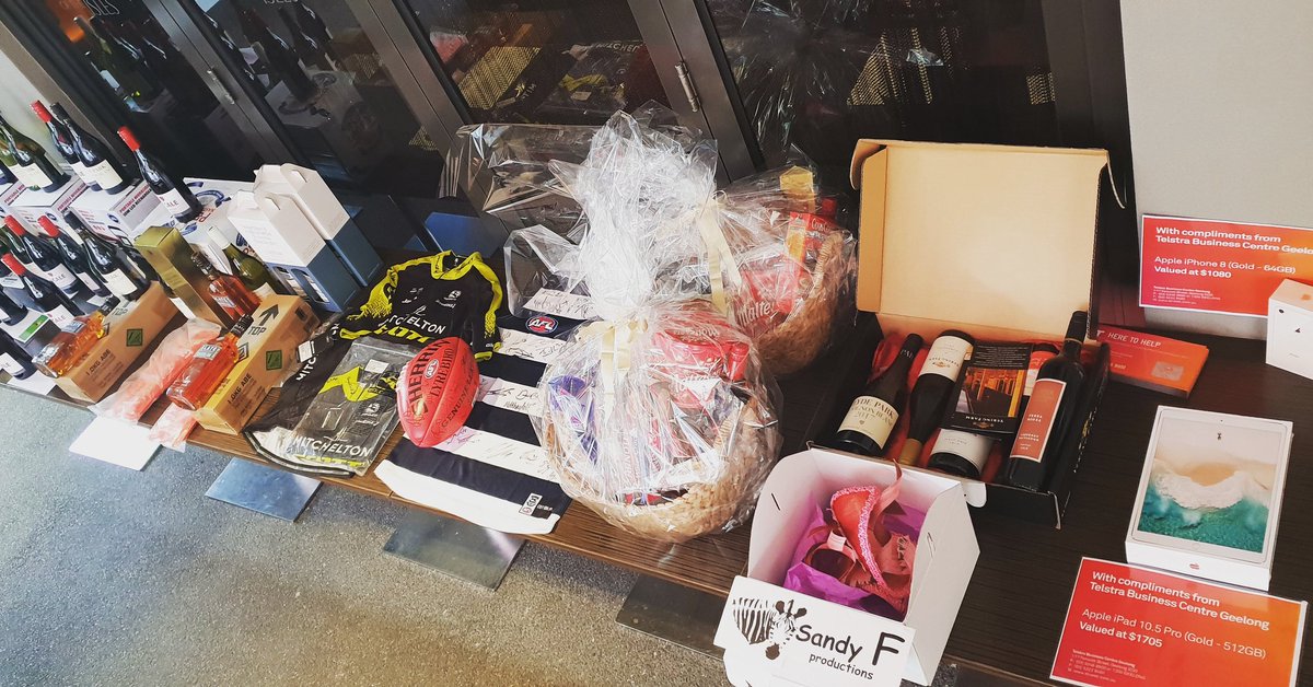 A MASSIVE array of live auction and raffle prizes up for grabs! Will you be a lucky winner today? Thank you to everyone who has generously donated to the event. Pop down from 3pm to Support Our Farmers for a great day of fundraising for our drought-stricken communities.