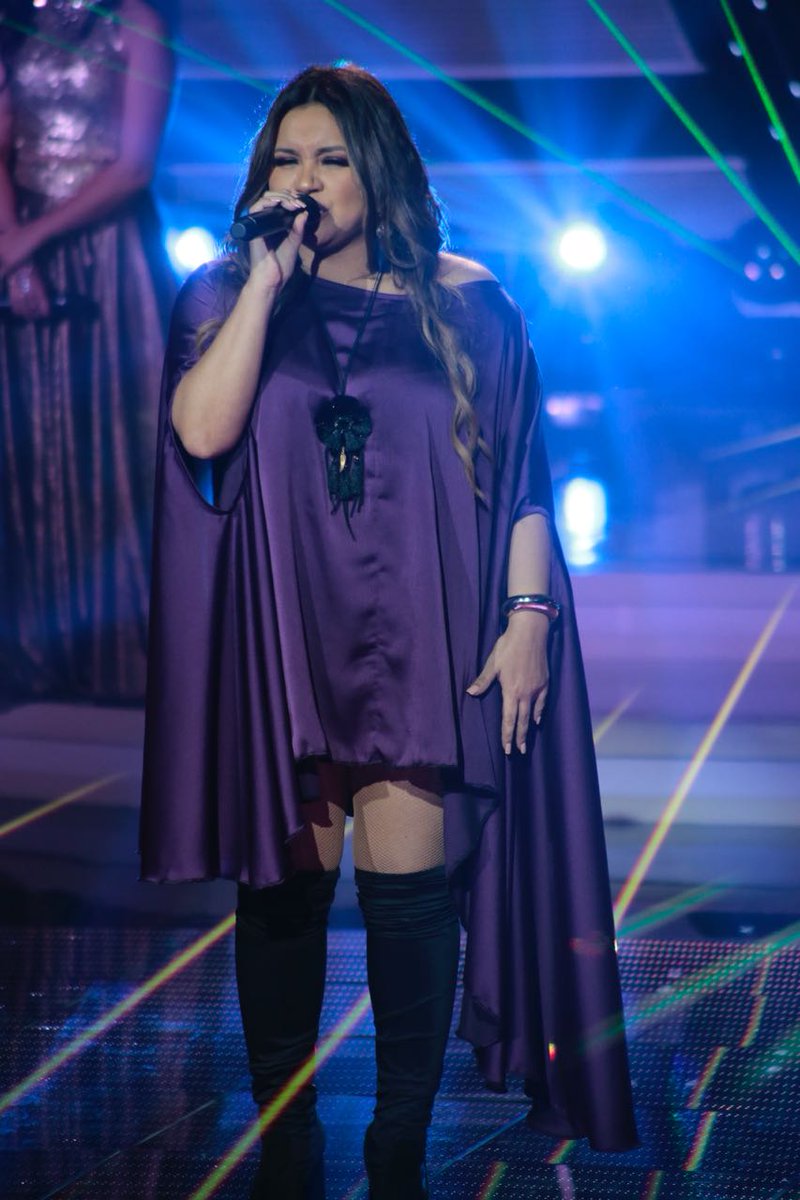 estanocheperu's tweet photo. #ElArtista2EdiciónEspecial ¡GANADORA ABSOLUTA! 👏❤ Shantall es la ganadora de este VERSUS DE CANTO y le da 2 puntos extras a Mirella Paz y a John Kelvin 🏆👏

MÍRALO GRATIS (Perú) EN @AmericaTVGO ► https://t.co/fZgPGxismh https://t.co/DOxB9WOYcA