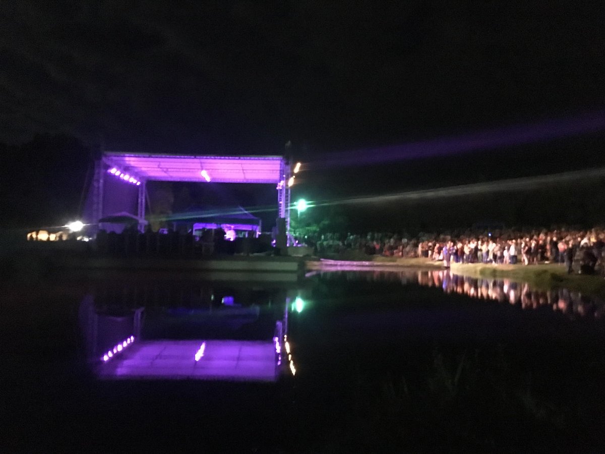 hdillemuth's tweet photo. Goo Goo Dolls LIVE in Albany! https://t.co/vLA3KNDK2G