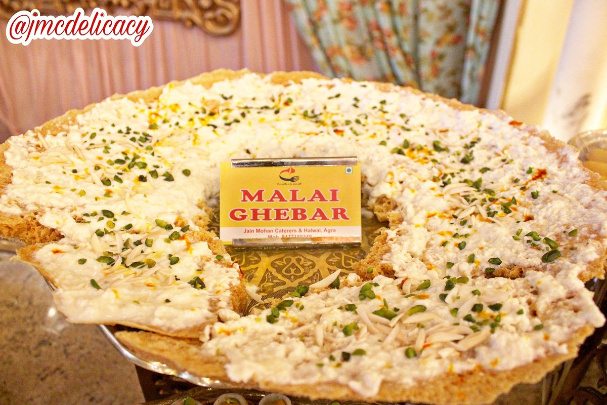 jmcdelicacy's tweet photo. Celebrate Rakshabandan with ✳️MALAI GHEVAR✳️. We wish you a happy Rakshabandan.
☑️☑️
FOLLOW:
@jmcdelicacy
@jmcdelicacy 
@jmcdelicacy ☑️☑️
.
.
#ghevar #pista #dryfruits #ghevara #RakshaBandhan2018 #jainamohancaterers #jmcdelicacy https://t.co/hWxQyRkBqK
