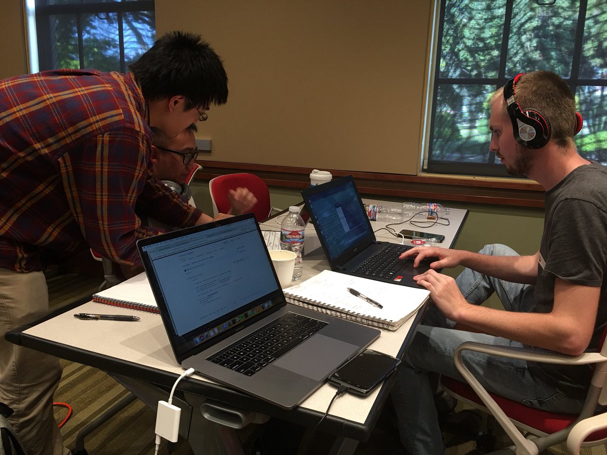 BitClave's tweet photo. The plot is thickening at the Silicon Valley #BASEhackathon! https://t.co/iI29qHf34e
