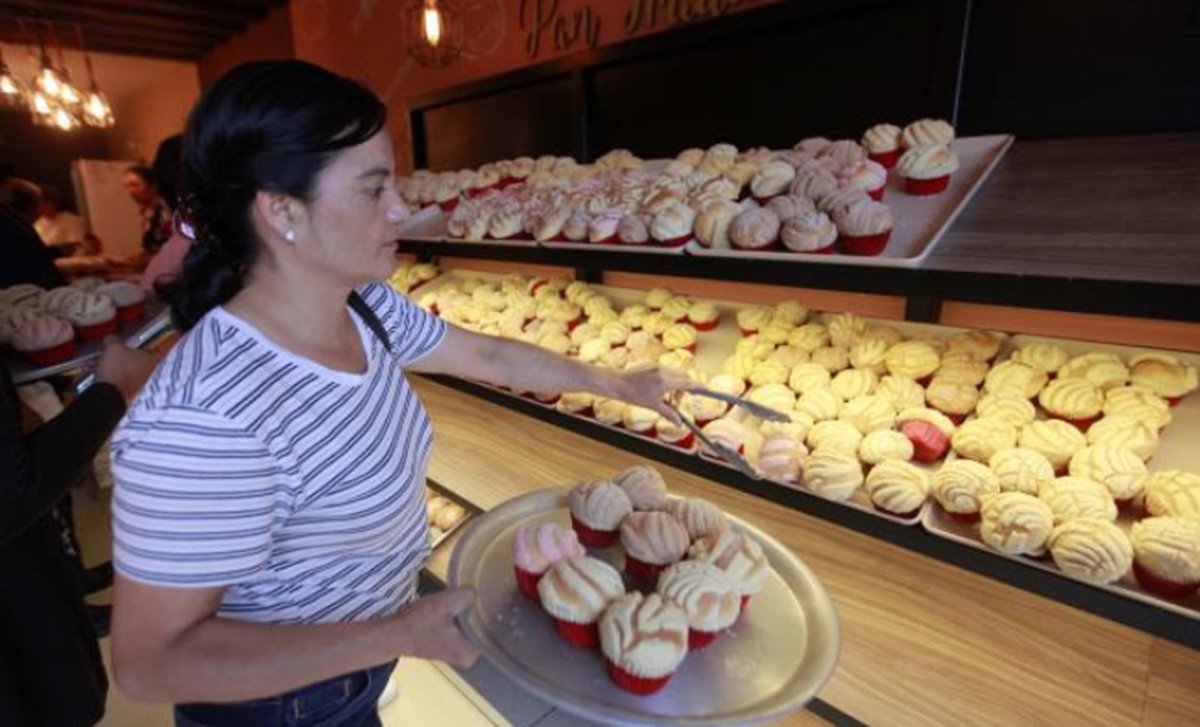 El_Universal_Mx's tweet photo. Bimbo solicitó el viernes 17 de agosto el registro del nombre "Manteconchas" ante el Instituto Mexicano de la Propiedad Industrial https://t.co/4gTIigPfp0 https://t.co/EHCVJFO83E