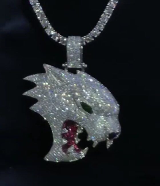 King_James706's tweet photo. Chiefkeefs new chain 💎 https://t.co/IV2fCTAPL6