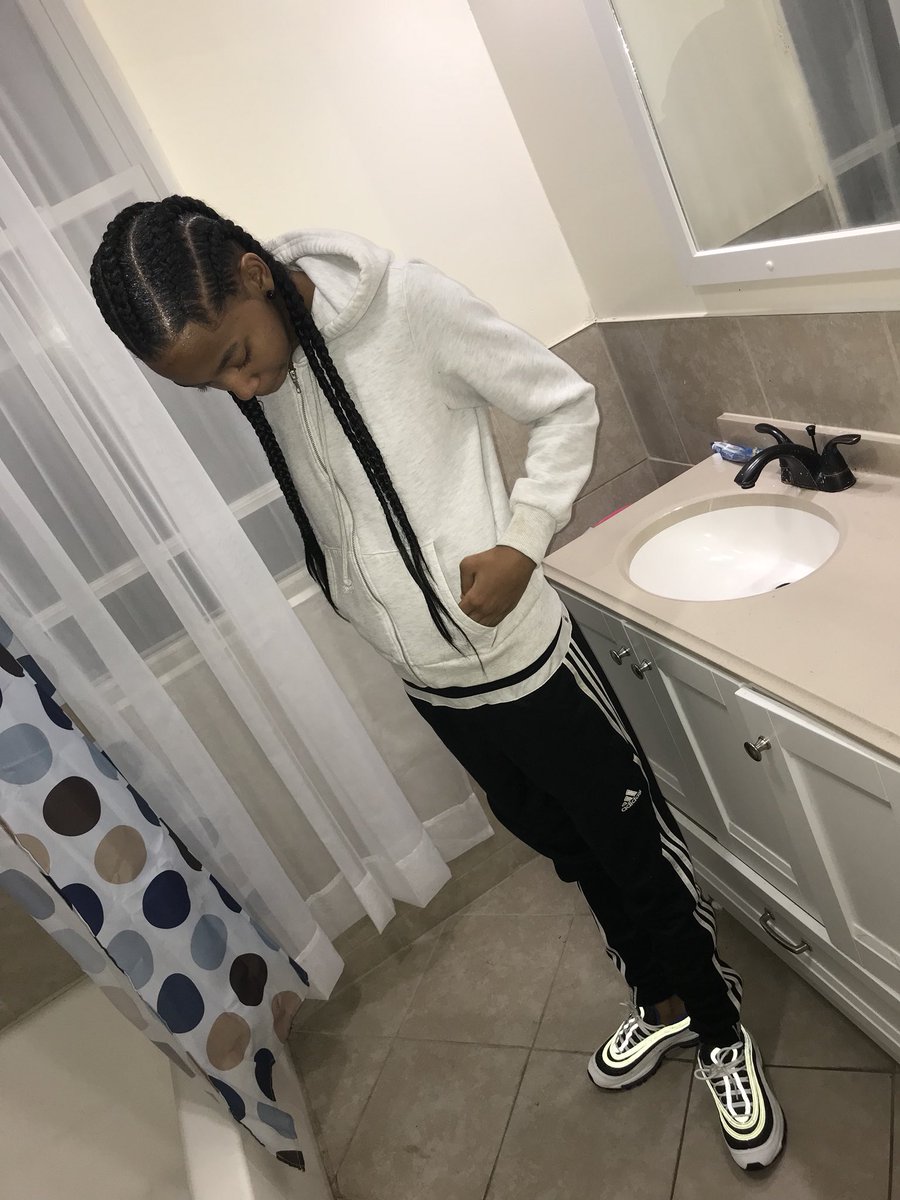 _Kaymulaa's tweet photo. Everybody Claim They In They Bag💰 When You Gone Hop In Yours ?🤨😩 https://t.co/7tOuNVqDAf