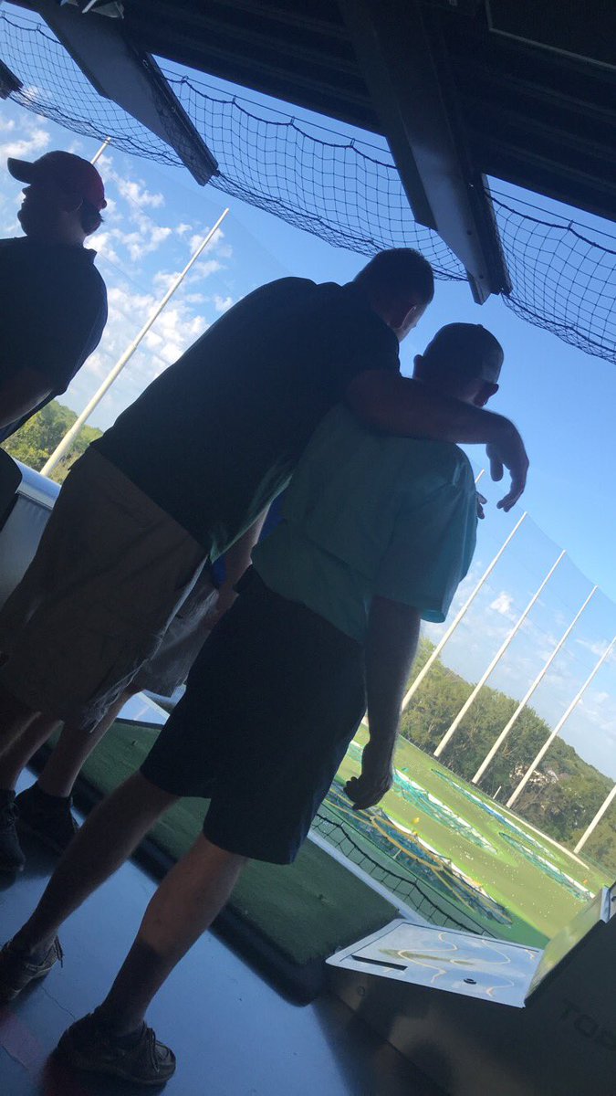APWAAshley's tweet photo. Bonding time @pwx2018 #topgolfKC https://t.co/CHQyLvxvMF