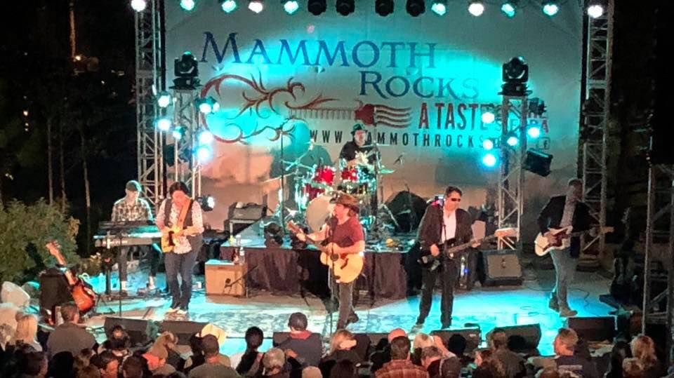 pettytheft's tweet photo. #LearningToFlyTour2018 Oh what a show we had at @mammoth_rocks - Taste of the Sierra! So much fun and great to be back for the 10th Anniversary of this great event. Looking forward to tonight SAT 8/25 on the home turf @TheChapelSF in San Francisco! https://t.co/NabFUgihcV