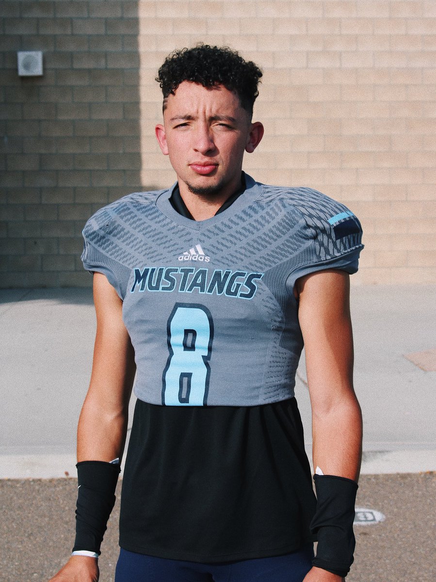 NVAVISUALS's tweet photo. Mustangs v. Jaguars 🐴🐆 / Unveiling of the Jose Brosz Stadium https://t.co/CtjL8zUvUR