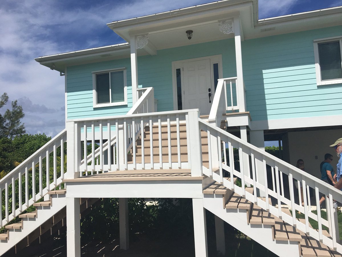 lisarunscarmel's tweet photo. House this week!#islandlife #Bahamas #Vacation #TurtleCay 😎❤️ https://t.co/iGv2eBMlis