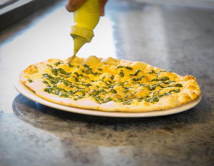 ¡Crujientes y verdaderamente italianas! En #FocacciaRistorante sabemos cómo te gustan las #focaccias hoy disfruta de una con salsa pesto ¡Te esperamos!