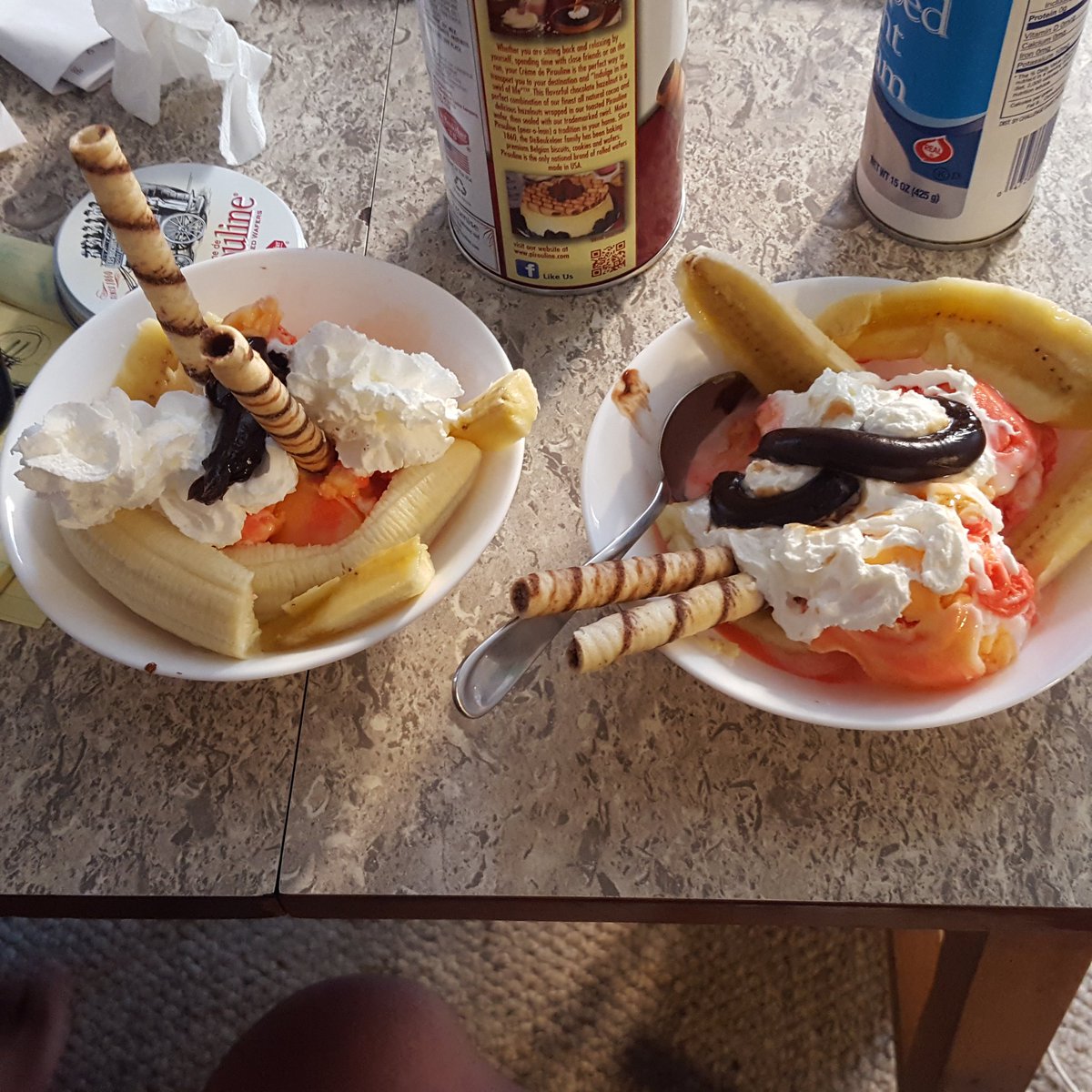 Tweetgeneric's tweet image. #BananaSplitDay