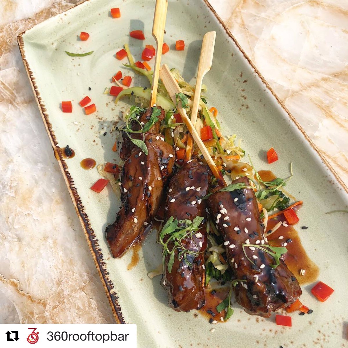 drwstl's tweet photo. #Repost @360stl 
・・・
It’s still #drwstl AND there is a concert across the street so come get our three-course menu for $35 and listen to some Journey and Def Leppard 🎶 https://t.co/Gjqry8P7vr