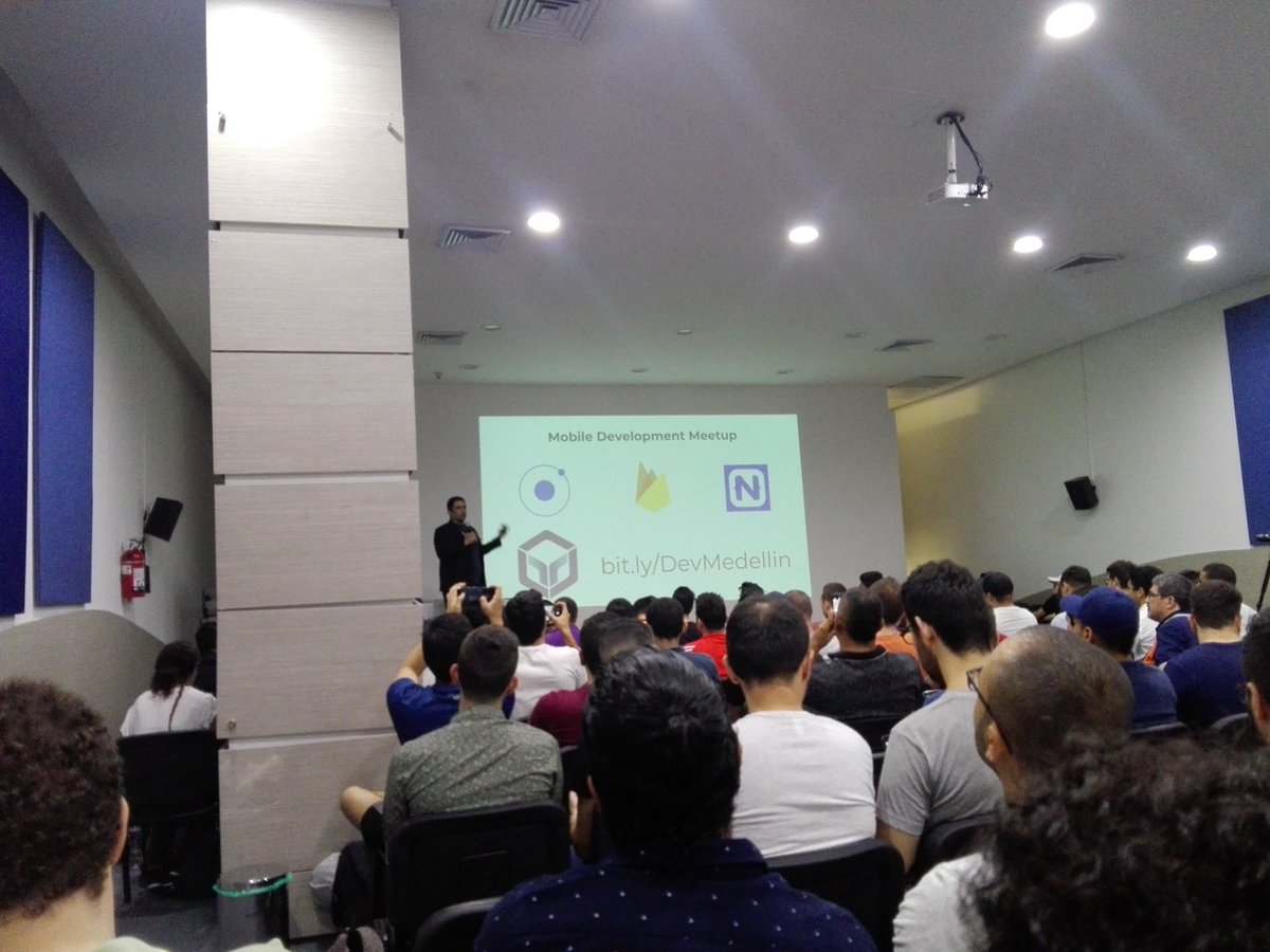 libresteban's tweet image. Felicitaciones @AngularMedellin; muchas gracias a @maleja111 @javebratt @jdjuan @jnrendon @Carlos_ACNS y a todo su equipo  por llevar a cabo este magnífico #Meetup.
Excelente comunidad de #Angular #webdev que crece cada día desde #Medellín. 
@YuxiGlobal #AngularMedellin