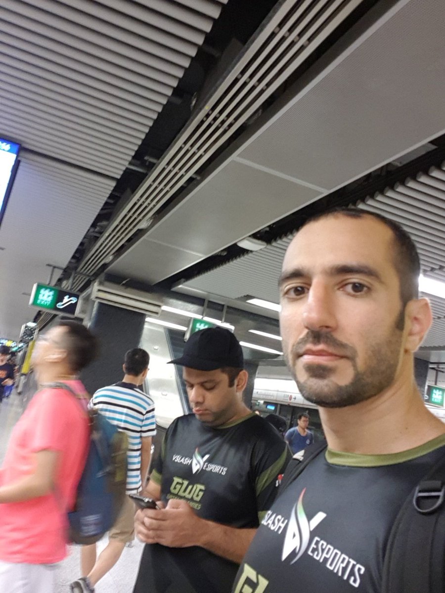 Zantetsu_AE's tweet photo. On the way to enjoy #ngwt2018 finals
@neogeoworldtour 
Its gonna start abt an hour dont miss it https://t.co/jNNLsAOH7j
