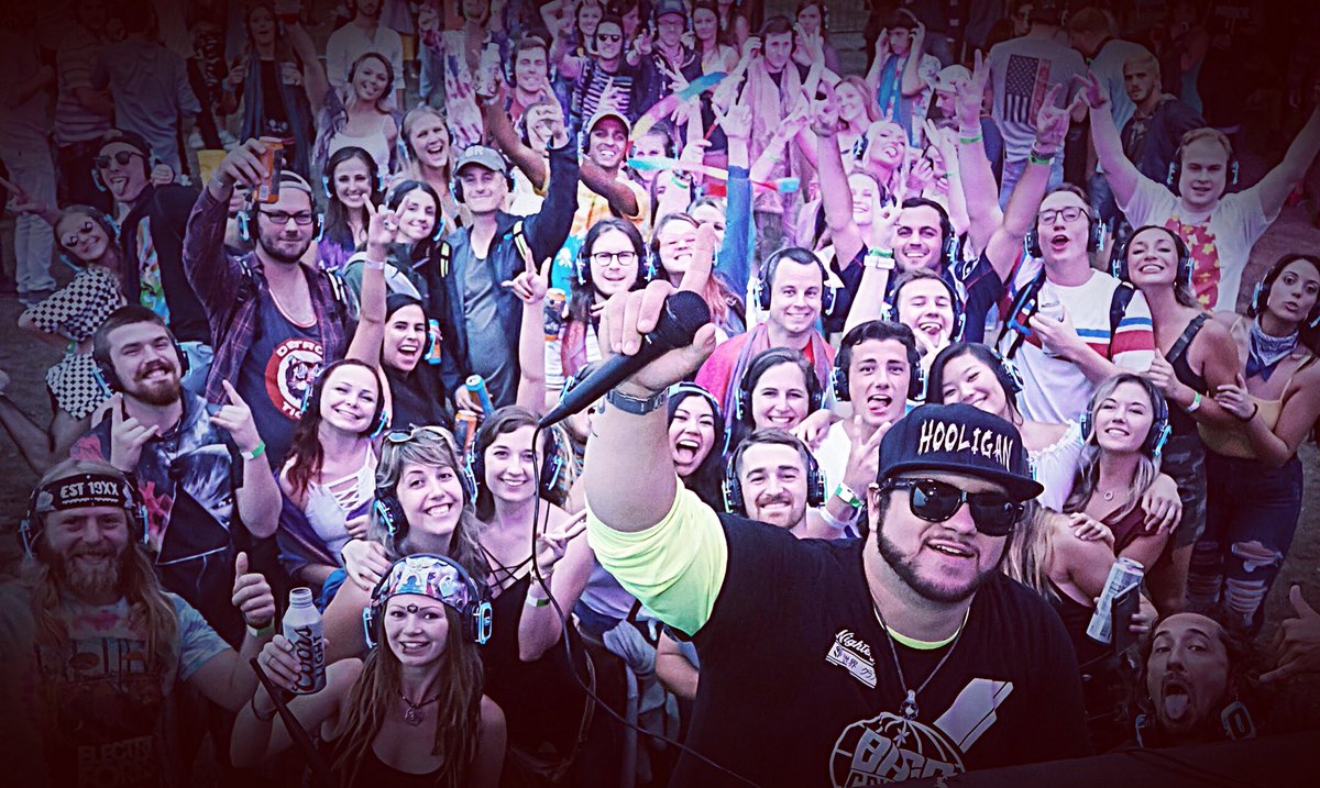 djdwrex616's tweet photo. Had a riot playing the silent disco at @BreakawayFest - Grand Rapids Friday Night! #squad https://t.co/cmX6HLNZYR