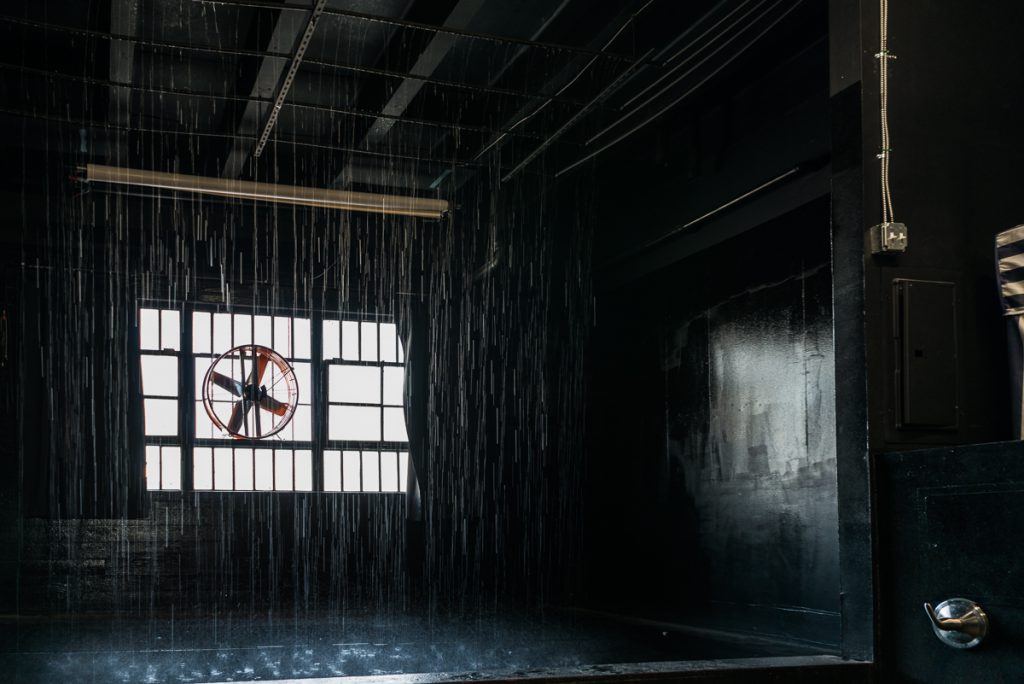 uscout_com's tweet image. Need Rain? We've got you! Book this L.A. studio today on uscout.com. It comes with lots of free extras! Search under studios to find this property on Uscout!  #uscout #rain #studios #locations