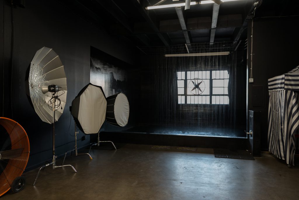 uscout_com's tweet image. Need Rain? We've got you! Book this L.A. studio today on uscout.com. It comes with lots of free extras! Search under studios to find this property on Uscout!  #uscout #rain #studios #locations