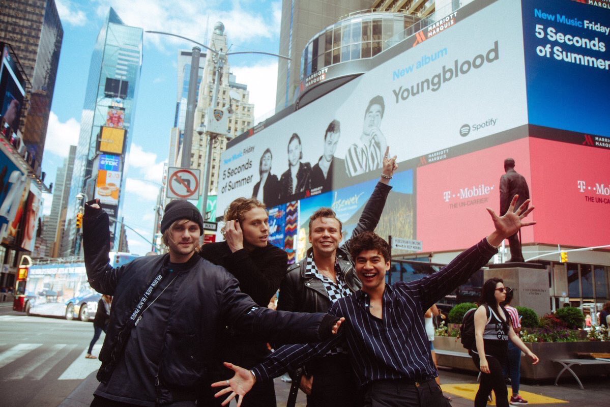 notrlymanal's tweet image. spell your name using only 5sos songs &amp;lt;3