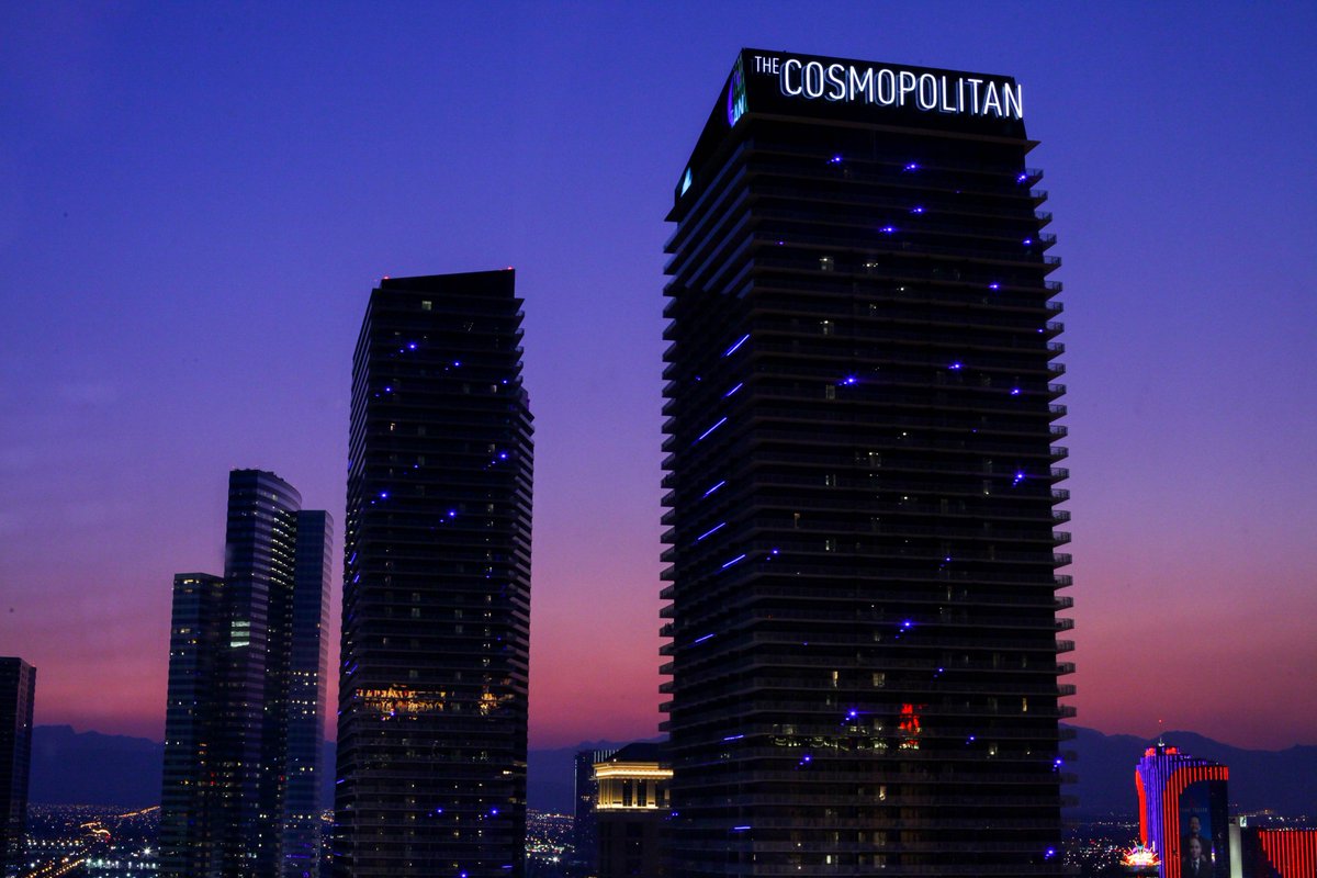 KodyKinzie's tweet image. Las Vegas is a weird but beautiful city in its own way. Just a few snapshots I took while attending #blackhat2018 and #DEFCON26 if anyone was getting nostalgic for the 90 degree nights and endless light show.