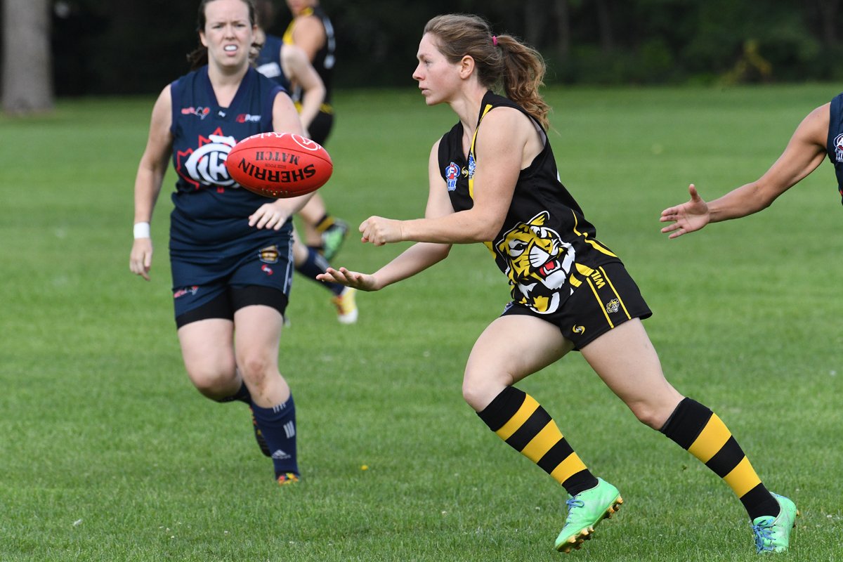 AflOntarioPhoto's tweet photo. The photos from the Womens Round 12 game between the Wildcats and the Blues have been posted: https://t.co/Tvy00wh7m8 https://t.co/0riByC9ul2