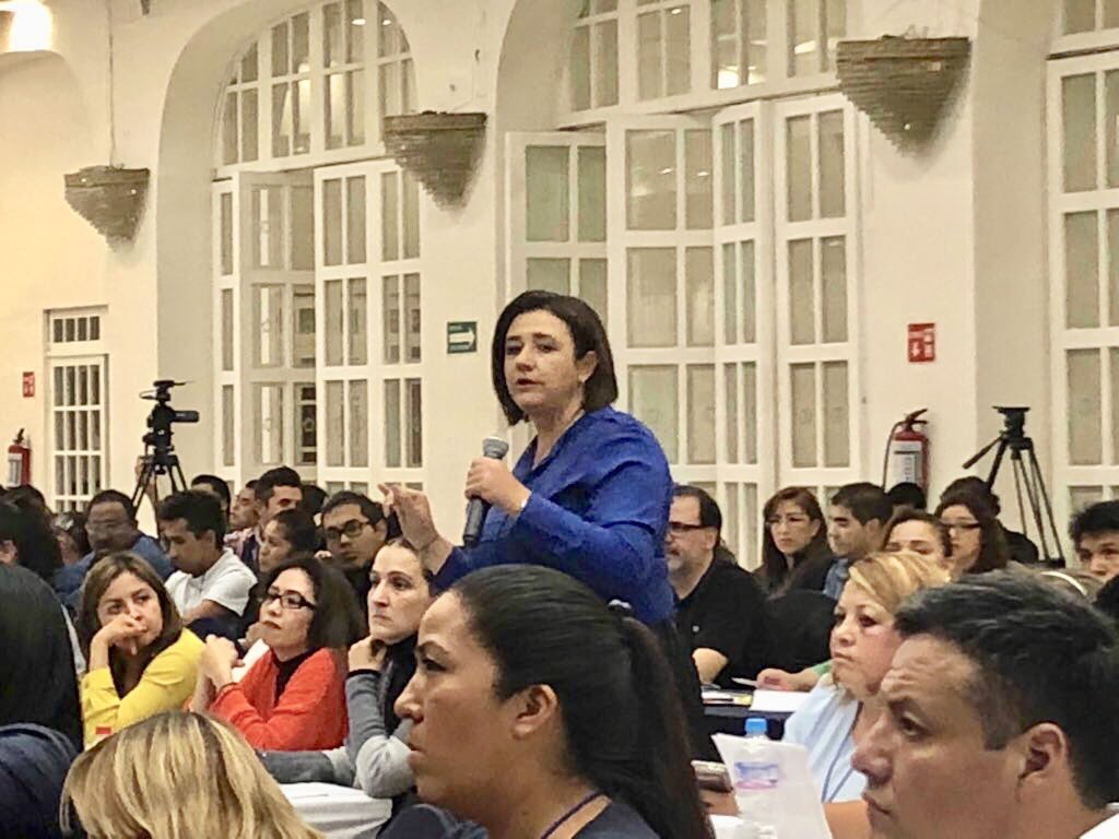 Lupitaarruba's tweet photo. En #Edomex los Alcaldes, Regidores y Síndicos electos participaron en el curso "Humanismo al Gobierno", comprometidos a ser los mejores servidores públicos 
Agradezco la confianza de @kasmexiko, @ANACmx_ y @pan_edomex y la invitación para compartir experiencias https://t.co/XuLWvEmAKB