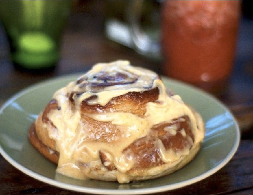 cafemonocongo's tweet photo. Anyone who gives you a Cinnamon Roll (or Bun depending on where you are from) fresh out of the oven is a friend for life. CINNAMON HEAVEN 😍
Careful, our yummy Cinnamon Buns with that mountain of icing are so addictive!
#cinnamonbun #saturdayafternoon #moreicing https://t.co/vS74wenrFK
