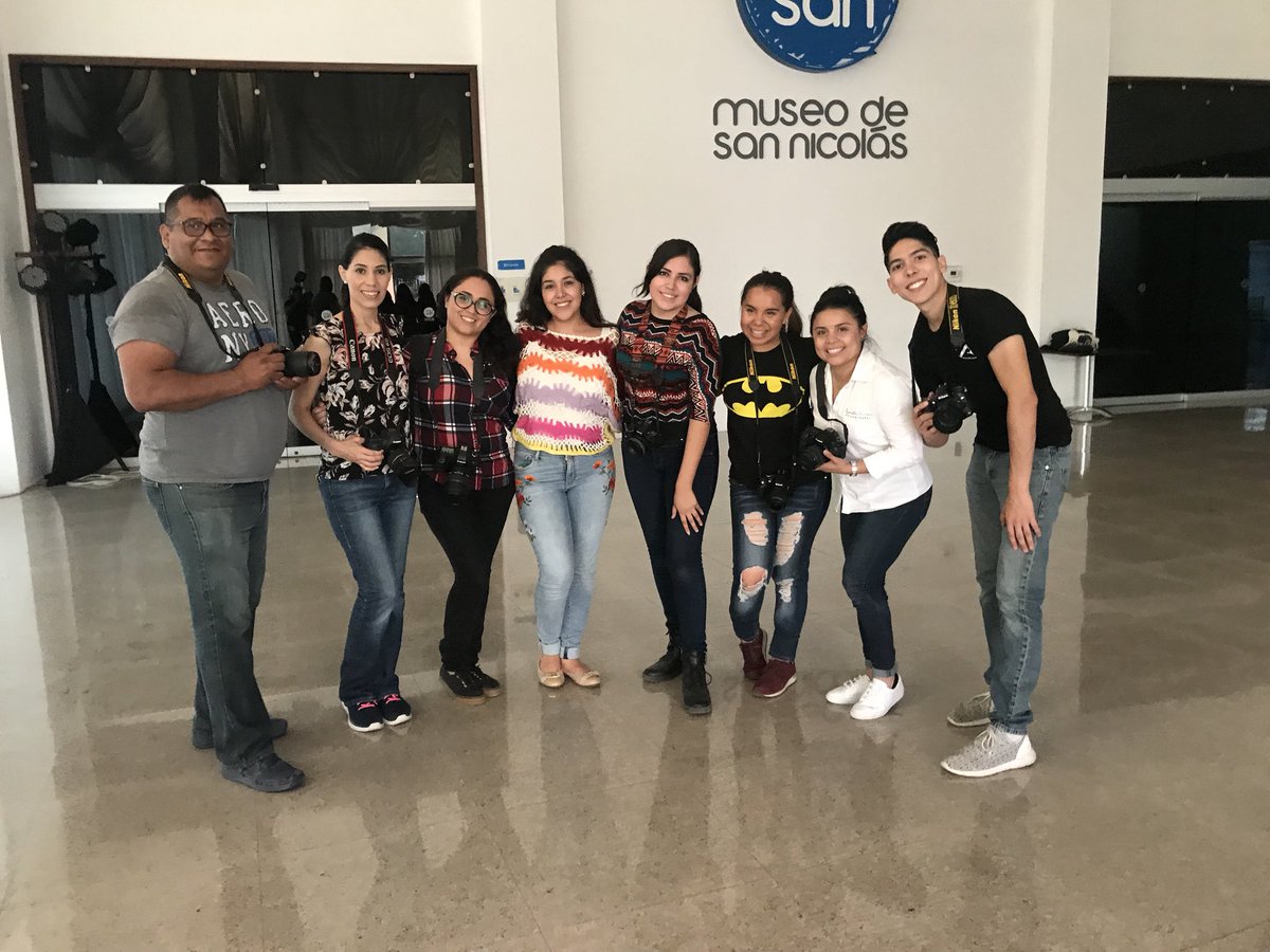 Algunas fotos con nuestros patrocinadores/fotógrafos que se unieron a nuestro proyecto y con algunas de las quinceañeras😍🙆🏻‍♀️

¡Estamos ansiosos de que se llegue el gran día!

#QuinceXV2018 #CumpliendoSueños #Quinceañeras #NuevoLeon #NLCumpleSueños #LosSueñosSeHacenRealidad