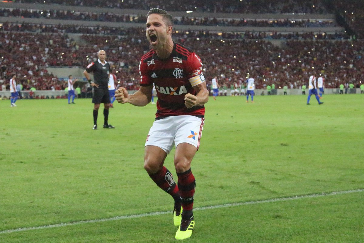 Paquetamec's tweet image. Hoje tem Flamengo 
Hoje tem Gol de Vitinho 🙏🏽
Hoje tem Paquetá rabiscando 
Hoje tem Éverton Ribeiro amassando
Hoje tem Cuéllar desarmando 
Hoje tem Rodinei errando 
Hoje tem Ceifada rs
Hoje tem Diego Alves passa nada
Hoje tem assistência de Diego 
VAMOS FLAMENGOOOO