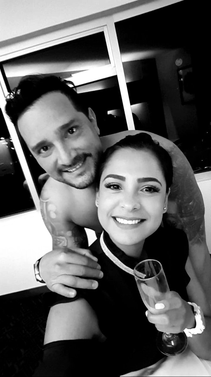 harleyab0277's tweet photo. En algún lugar de la ciudad #MalCev #IkerMaldonadoC @Marcevallosv Los amo mucho https://t.co/gYf466a9cR