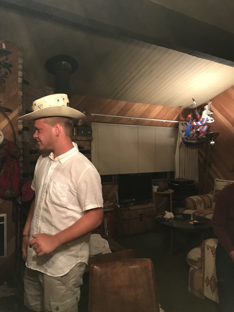 kailaaas's tweet photo. howdy partner https://t.co/PZjfk744Qy