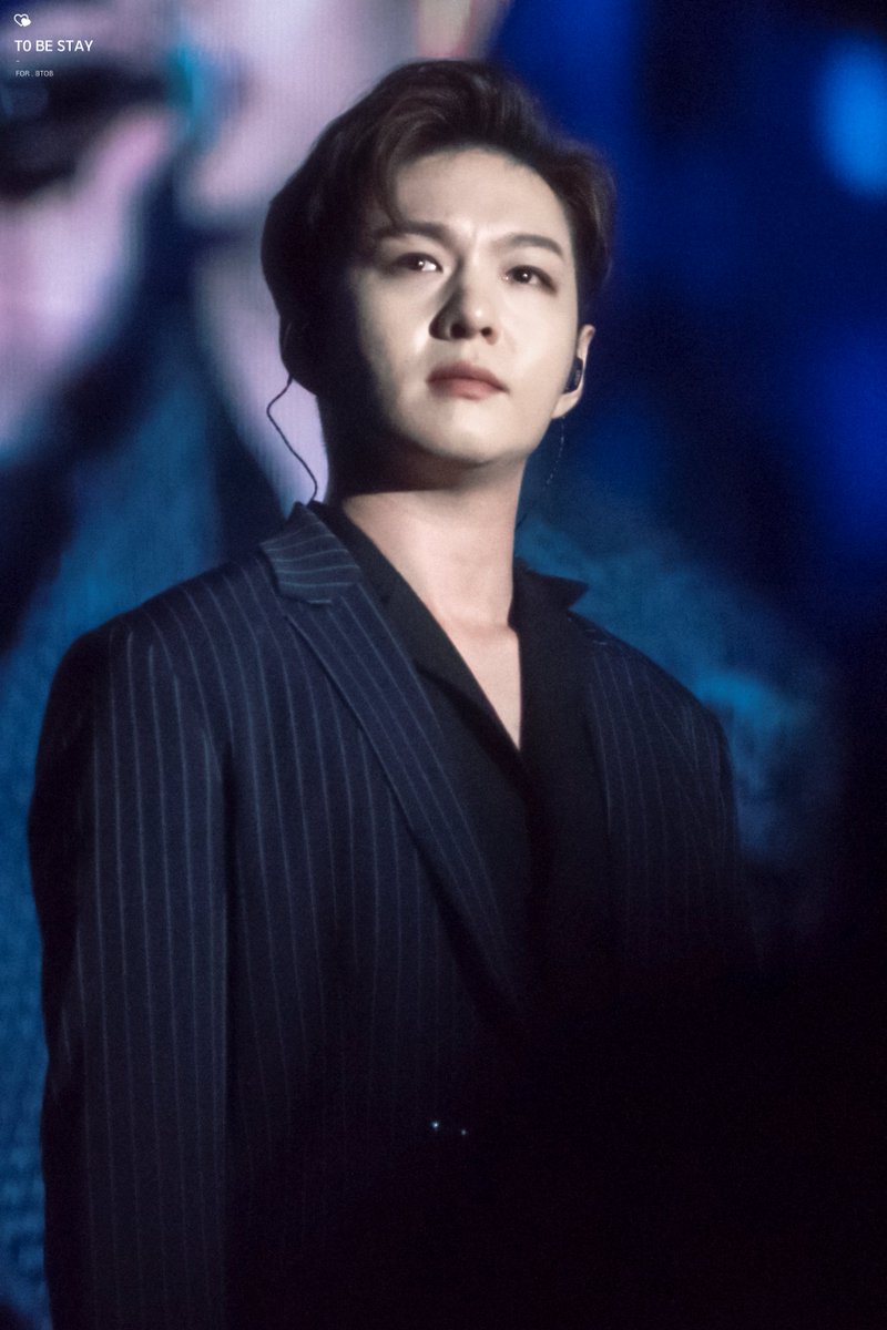 STAY_FOR_BTOB's tweet photo. 180818 BTOBTIME THIS IS US 막콘
#이창섭 #창섭 #BTOB #비투비
@LeeCS_BTOB 

어둠 속에서도 영롱하게 빛나는 두 눈
그 눈에 맺힌 건 눈물이야..?😢

💙https://t.co/H0vLz32fKh
💙https://t.co/v1fnrBNTF4 https://t.co/abF72gsrVk