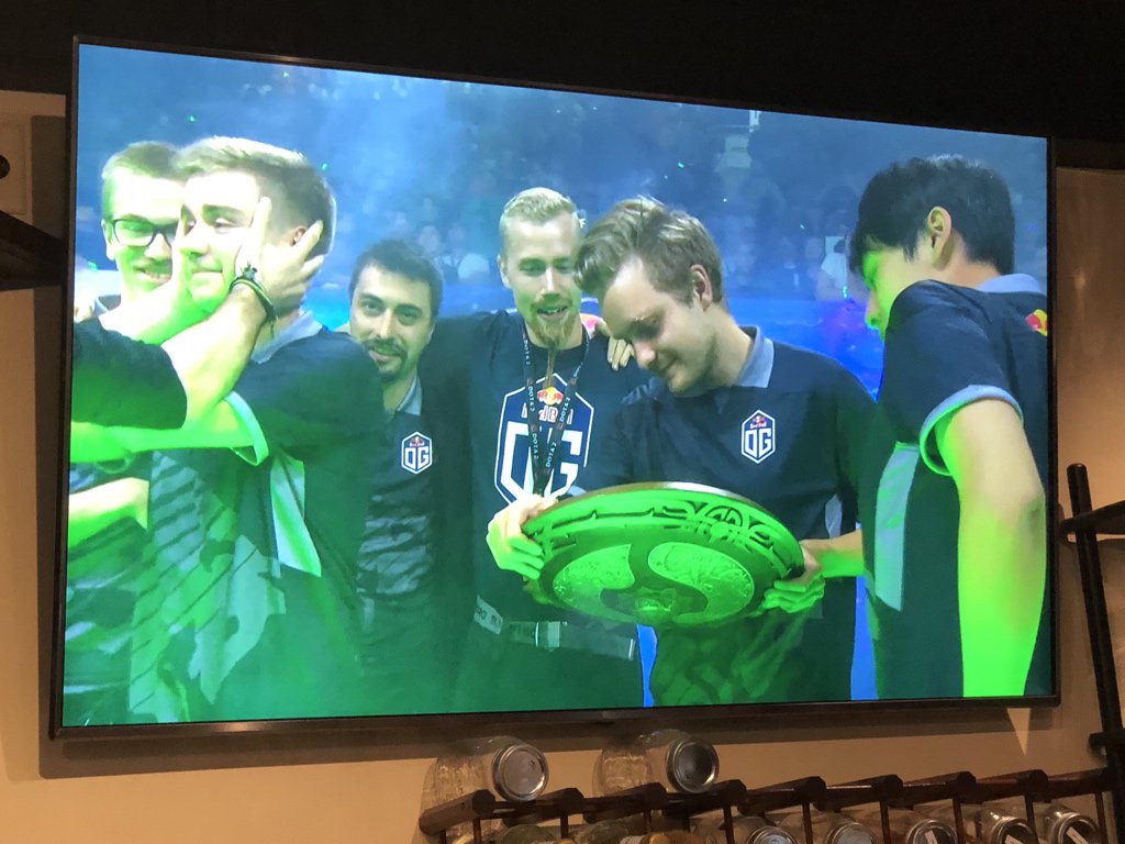 LAstreamnet's tweet photo. Congratulations to @OGesports for the victory in The International 2018! https://t.co/fDvGHBHkEG