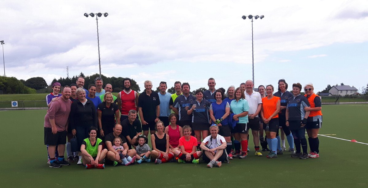 Cork_Harlequins's tweet image. Great day at the O35s Fun Hockey blitz on Saturday @Cork_Harlequins @Munster_Hockey