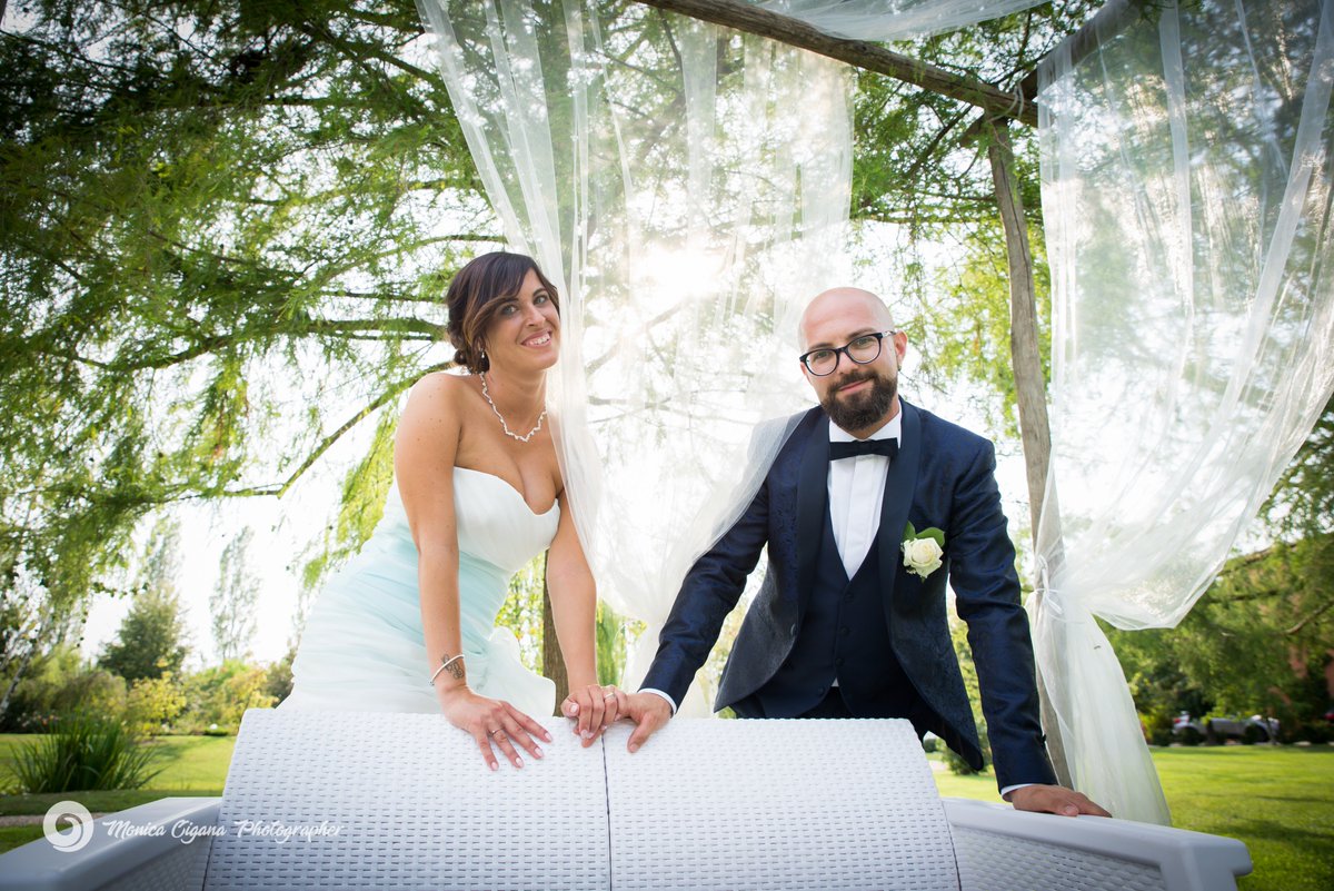 moni_web's tweet image. “Le persone sono come le vetrate colorate. Scintillano e brillano quando c’è il sole, ma quando cala l’oscurità rivelano la loro bellezza solo se c’è una luce all'interno.”
(ELIZABETH KÜBLER-ROSS)
#weddingdress #wedding #weddingday #solecuoreamore #anniversariomatrimonio