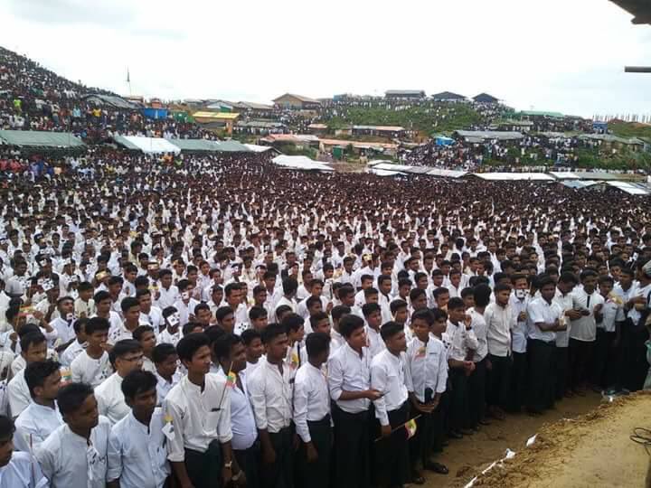 #Historical of #movement of #Youth #students
#GatheringThousands of  #Rohingya #youth #students#"We are #Rohingya, we want #justice.’’
Today is Aug 25. It’s "#Rohingya #Genocide #Remember #Day."
##Ro Muhamed Husein#