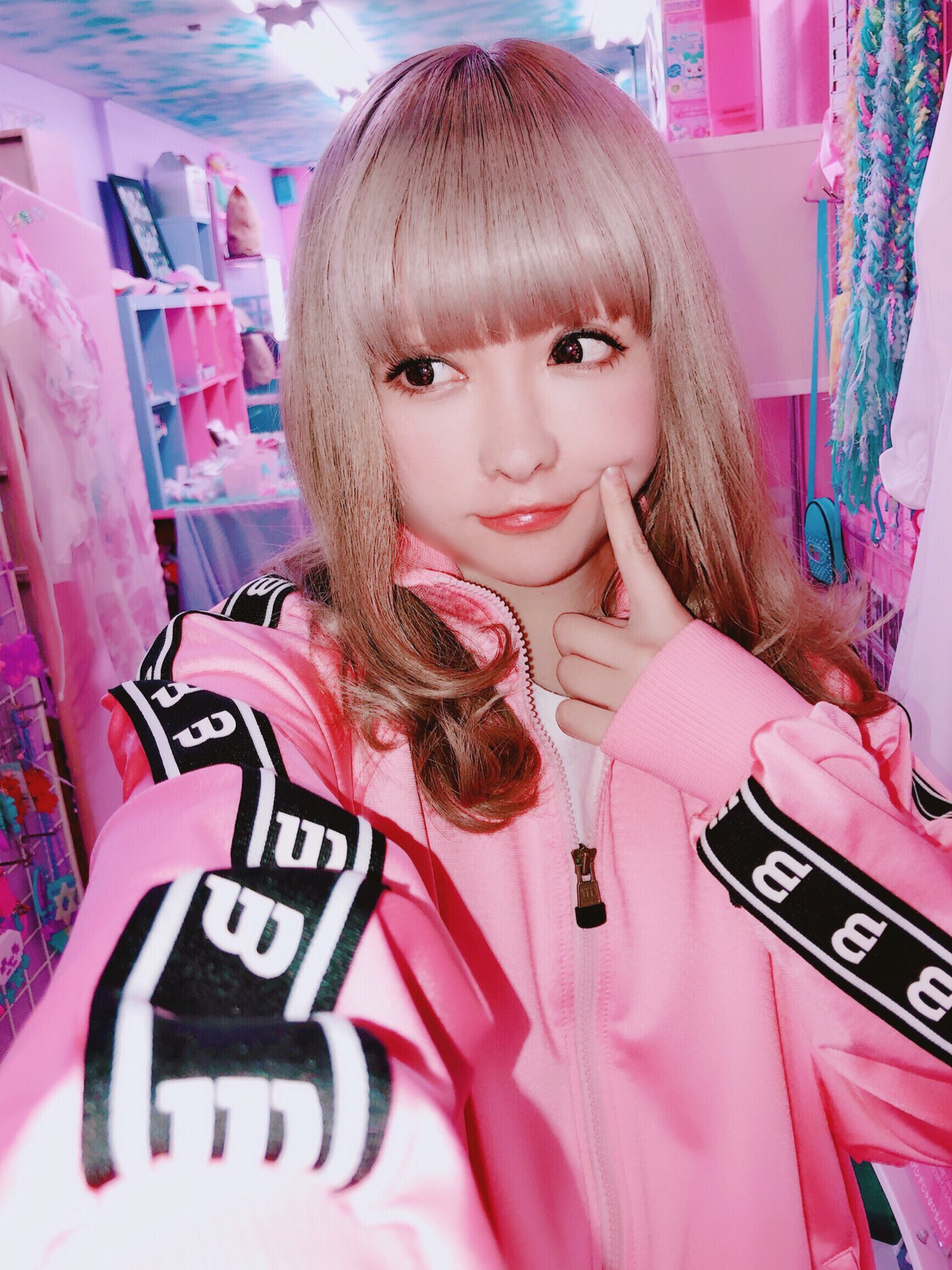 なななチャンネル ジャージ 新しいジャージ届いた〜✨✨ 早く着たいな☺️ ウインド