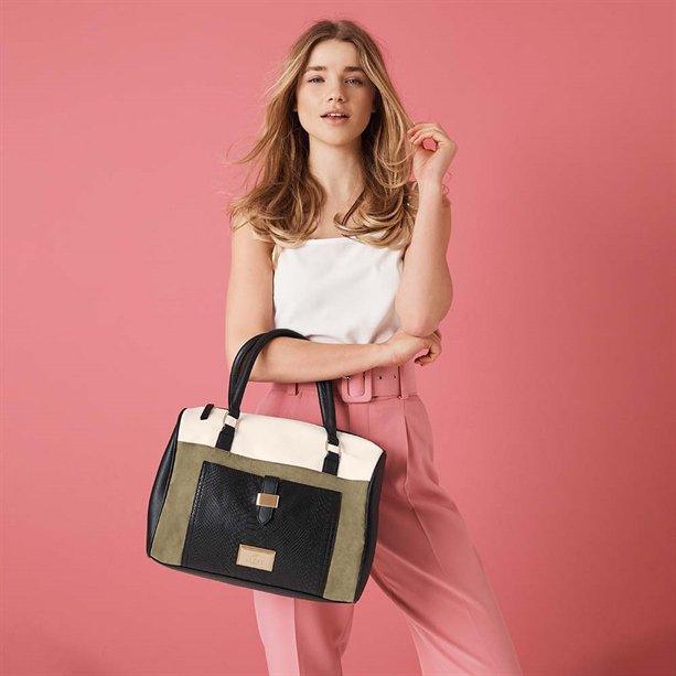 Lipsylondon Hashtag On Twitter Lipsy Structured Colourblock Hand Handbag Just 15 When You Spend 8 Or More Online Luton Sundaymorning Lipsylondon London