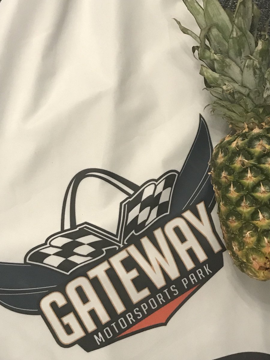 IndyPineapple's tweet photo. .@GatewayMSP The pineapple loved Gateway. Gateway loved the pineapple.#RedForWickens https://t.co/8Wdpk2my0D