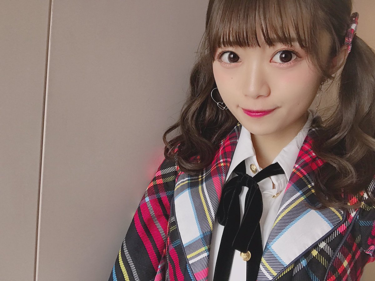 中井りか Twitter પર フォーチュンクッキー にこにこして一緒に踊って頂けていたのがすごく嬉しかった 見てくれた人ありがとうございました