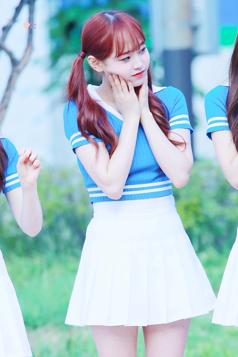 S2_Chuu_ming's tweet photo. 180826 미니팬미팅

🍑

#이달의소녀 #LOONA #츄 #Chuu #김지우 https://t.co/SJk85WDEZf