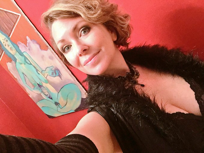 Heading out dancing:-) https://t.co/jo9NGTuN0F<a href="/tag/femdom"class="tags"><span>#femdom</span></a><a href="/tag/fetish"class="tags"><span>#fetish</span></a><a href="/tag/dominatrix"class="tags"><span>#dominatrix</span></a>