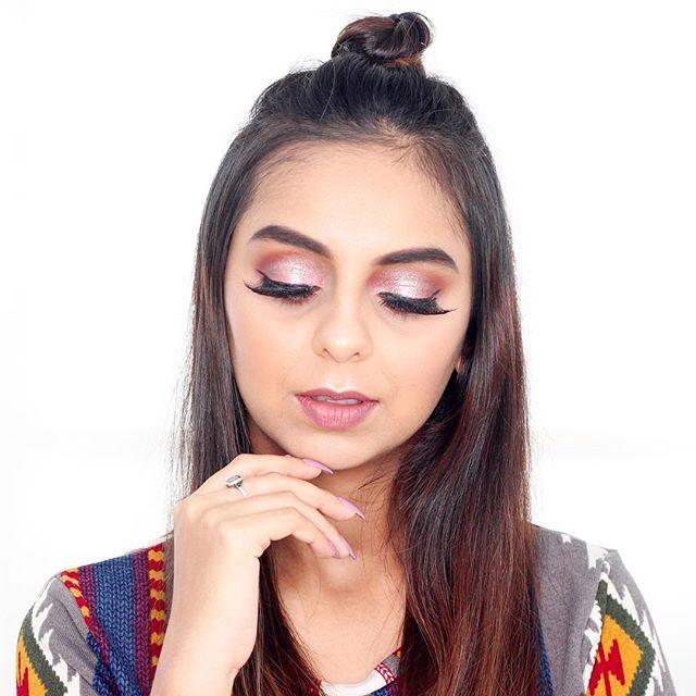 AanamC's tweet photo. Tried out the cut crease technique for the first time everrrr, and I hope youโve seen the video on my channel ๐ฒ
-
#WWWBeauty #WhatWhenWearVideo https://t.co/B1OBNIu3Dd https://t.co/X8lKgcnayx