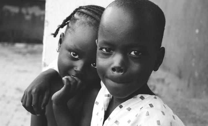 captaintaha41's tweet photo. These are the little intelligent siblings I had shot about two month ago from now. They are happy children with very contagious characteristics. The energy they discharge, you'd love to manifest in it #blackandwhitephotography #blackandwhite #blodfets https://t.co/4aDW9Nhuus