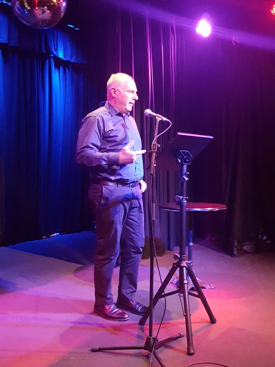 auscrimewriters's tweet image. Tony Nash, CEO of Booktopia, announces a three year sponsorship of the Ned Kelly Awards.
#neddies2018 #mwf18
@booktopia @TheBooktopian