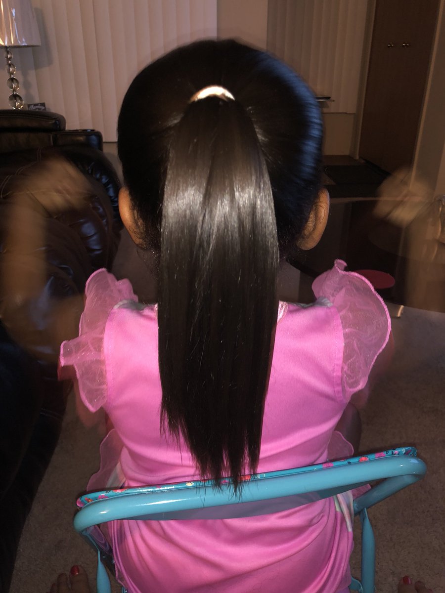 exquisite_DGirl's tweet photo. Healthy head of hair.  Finally clipped her ends. https://t.co/rzd0fxuUA5