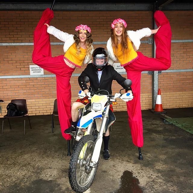 CircusScotland's tweet image. Having a great time at Kirkintilloch Canal Fest @east_dunbartonshire @scottishcanals ift.tt/2MYv04d