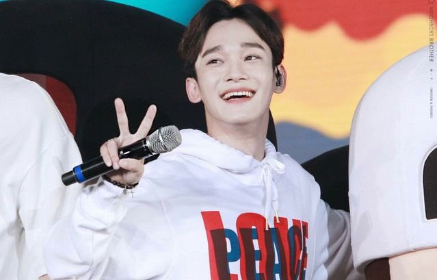 JongdaeLil's tweet photo. 🔊JONGDAE🔊HAS🔊THE🔊MOST🔊BEAUTIFUL🔊AND🔊PRECIOUS🔊SMILE🔊IN🔊THIS🔊WORLD🔊
#EXO #WeAreOneEXO #EXOLxPATIENCE #exocomeback https://t.co/dvmqNP8fcP